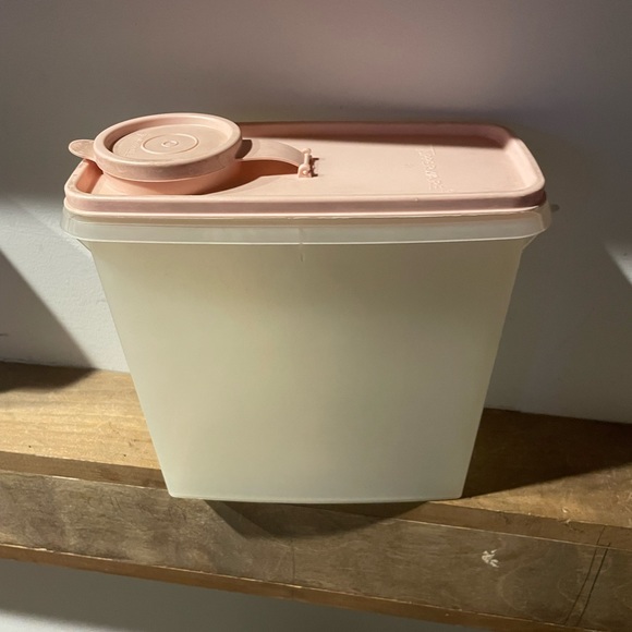 Tupperware Kitchen Vintage Tupperware Container Size Large Poshmark